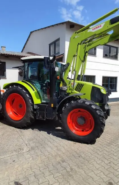 Claas Arion 420