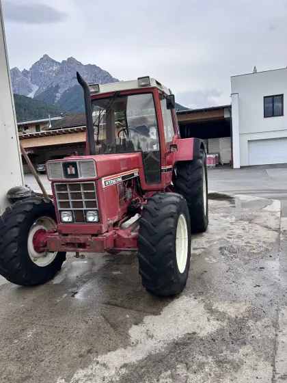 IHC 956 XL