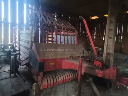 Pöttinger 10 Ladewagen