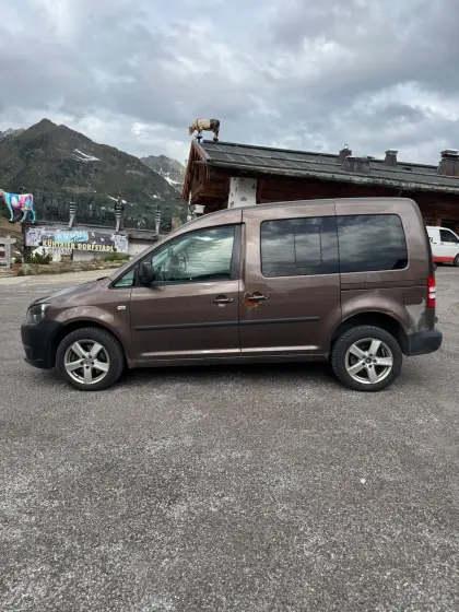 VW Caddy Allrad Automatik