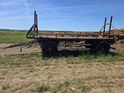 Ballenanhänger
