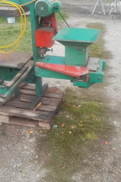 Obstpresse Voran