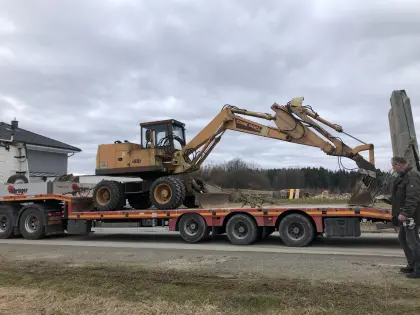 Radbagger Case 488 P (Ausschub und Stützen)
