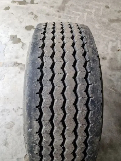 Reifen 385/65 R22,5 LKW und Anhänger