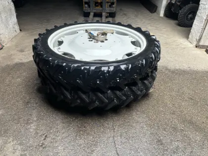 Pflegereifen Kleber Super 50 9,5R44, verstellbar