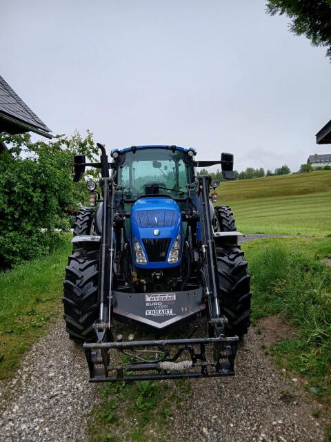 New Holland T5.95