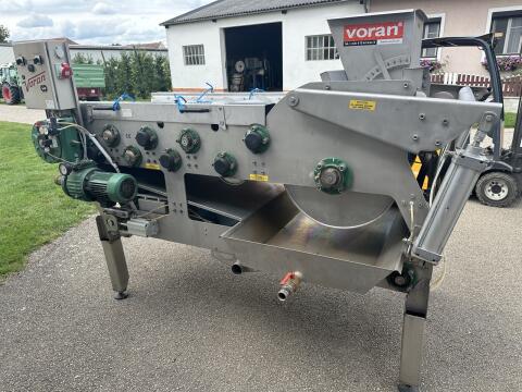 Voran EBP820 Einbandpresse mit Waschturm