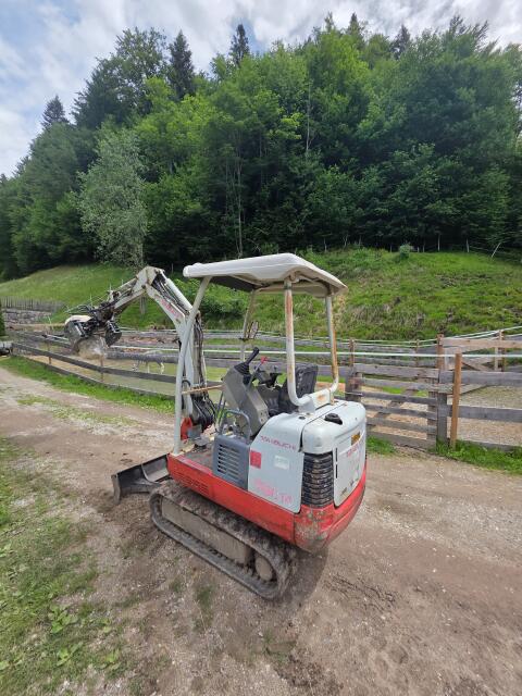 Takeuchi TB014