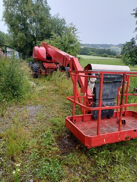 JLG Teleskoparmbühne 660SJ