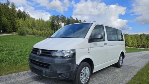 VW T5 Kombi 2,0 TDI