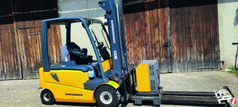 Elektrostapler EFG 430 Jungheinrich