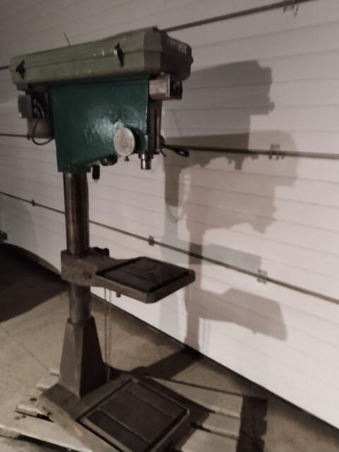 Ständerbohrmaschine