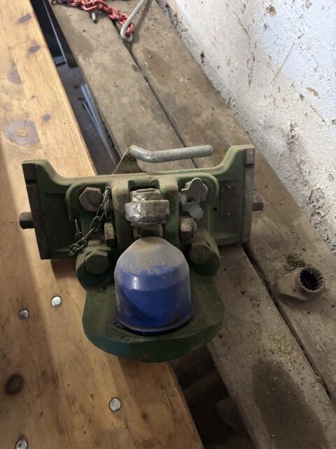 Anhängerkupplung K80 für John Deere