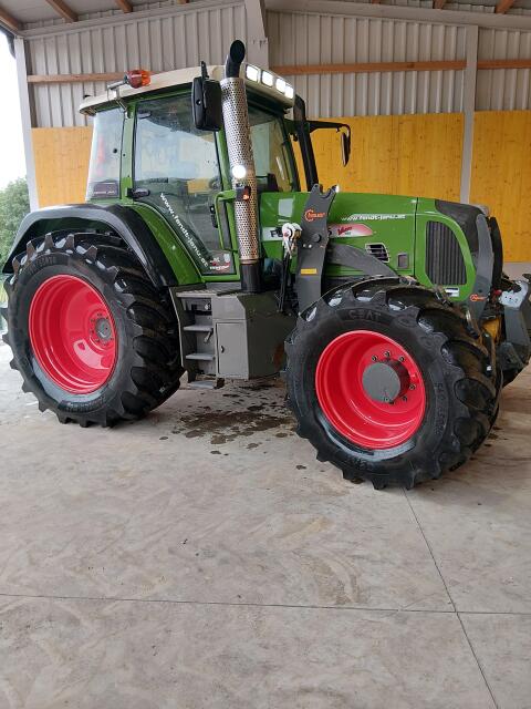 Fendt 700 COM 3