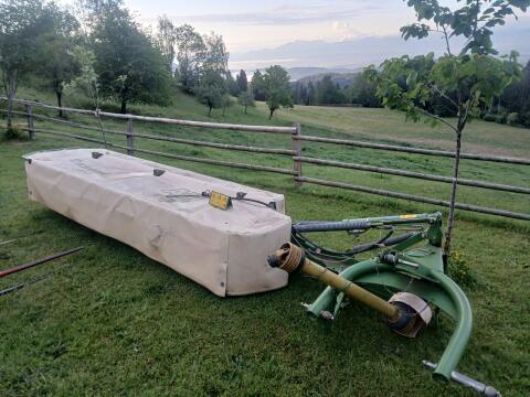 Krone AM 323 S