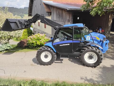 New Holland Hoflader LM435A