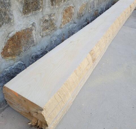 Holzpfosten