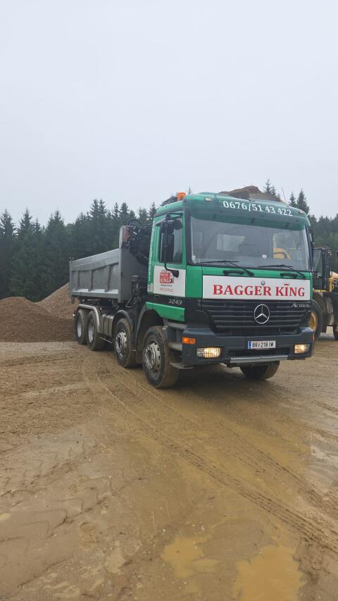 Mercedes-Benz Actros 3243 8x4/4 4.200