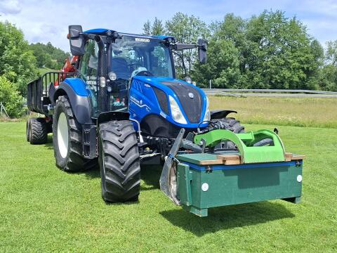 Betriebsauflösung New Holland T5.140 AC