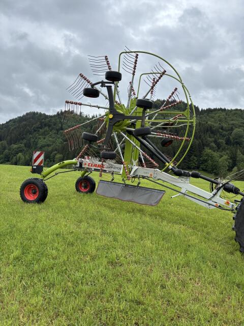 Claas Liner 2700