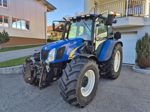 New Holland T 5060