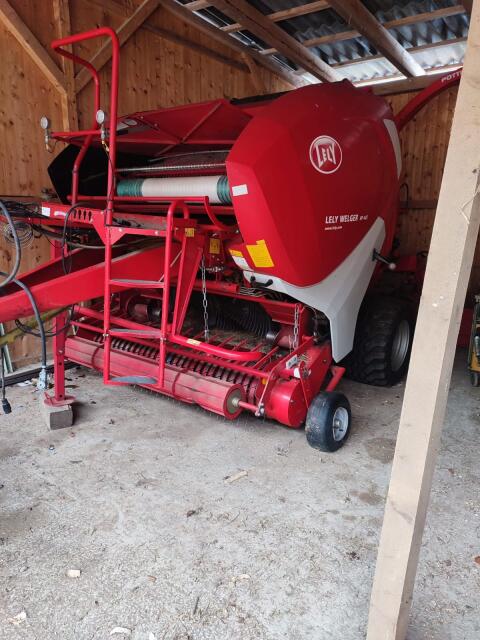 Presse Lely Welger RP 445