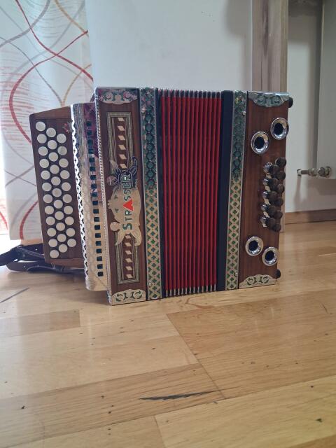 Harmonika Strasser