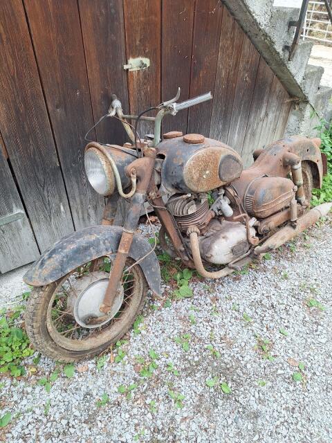 1x Puch 250 SGS und 1x Puch 250 TF