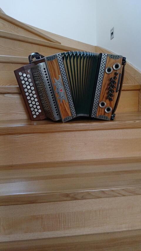 Strasser Harmonika, 3-reihig