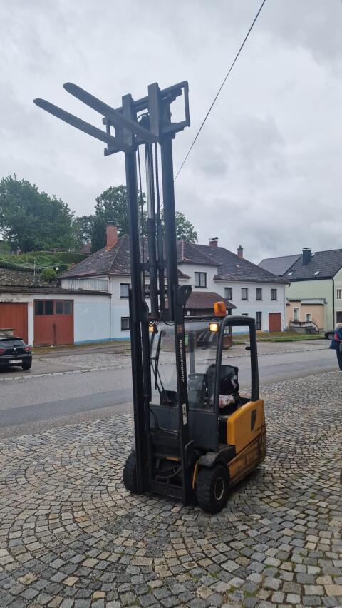 Jungheinrich EFG216k el. Stapler EFG216k