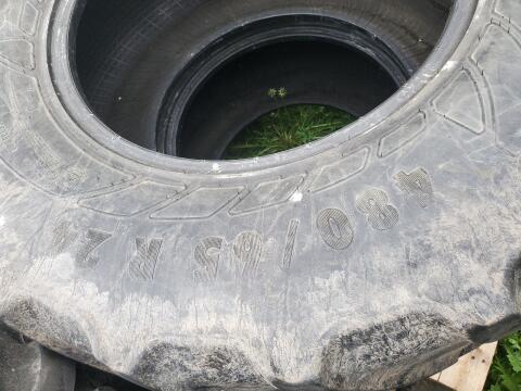 Reifen 480/65R24