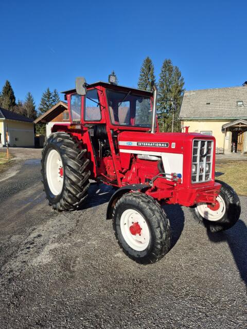 Traktor IHC International 574