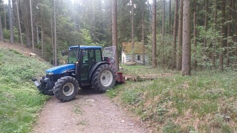 New Holland TN75D