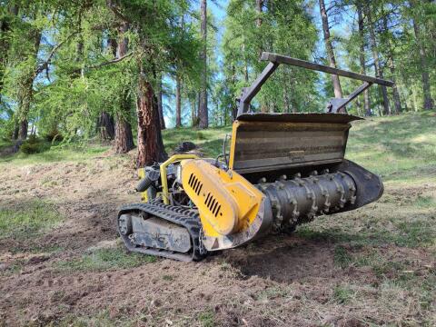 Mulchen mit Funkraupe, Mulchraupe