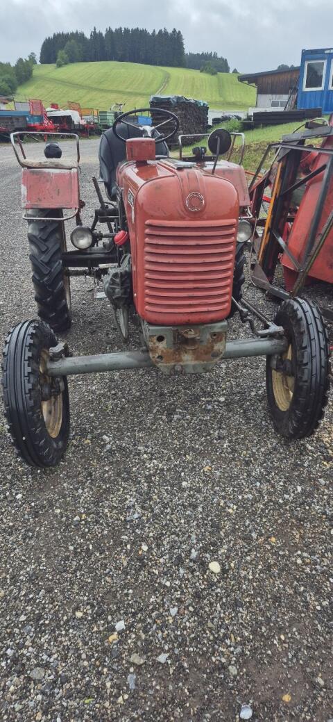 Steyr Traktor T84
