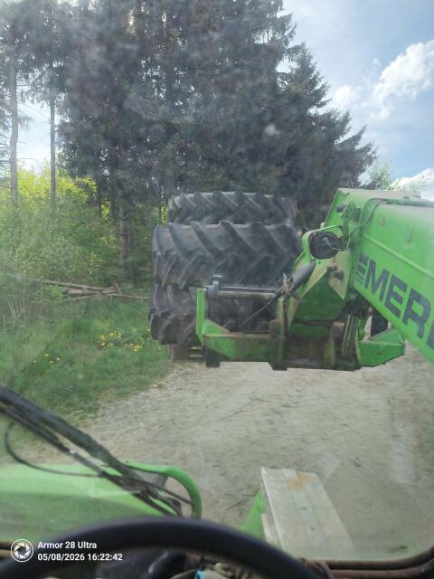 Reifen neu JCB Fastrac 3185 520/65R30