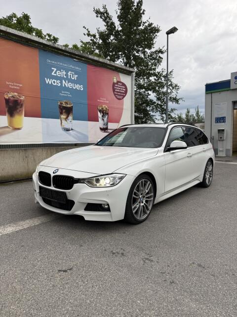 BMW 330D M-Paket Automatik Panoramadach, Head-up uvm.