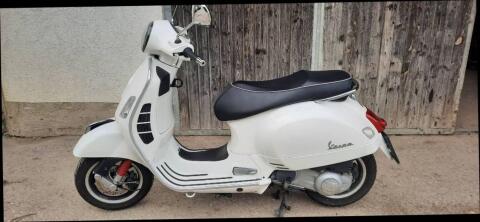 Vespa GTS 300 Super