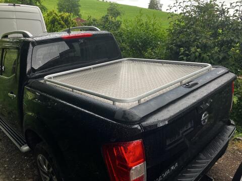 Nissan Navara Mountain Top Heavy Duty