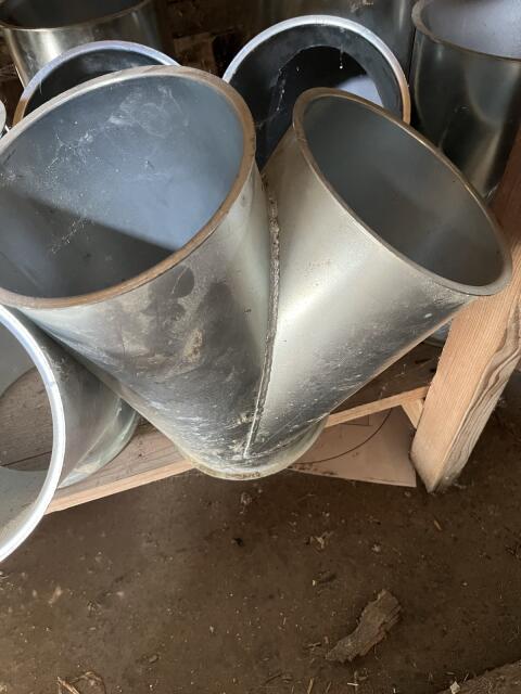 Diverses Rohrbaumaterial