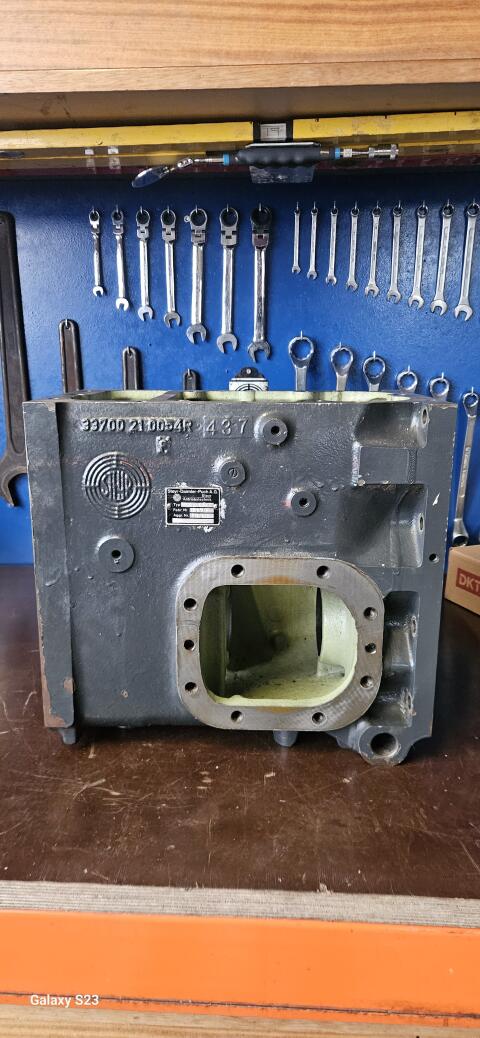 Steyr Getriebeblock (437) Steyr 8065