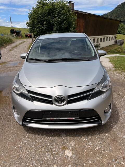 Toyota Verso 1,6 D4D 110 Active