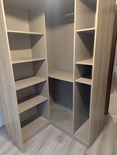 Wandschrank