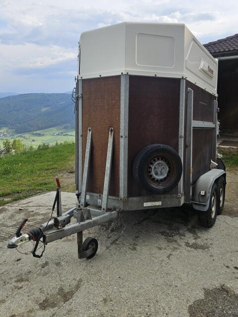 Pongratz VA 282 T Viehanhänger, Pferdeanhänger