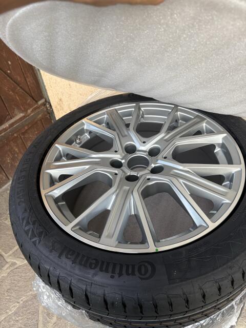 Komplettradsätze 245/45 R18 Y XL