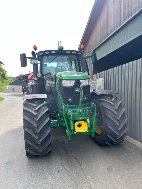 John Deere 6250R