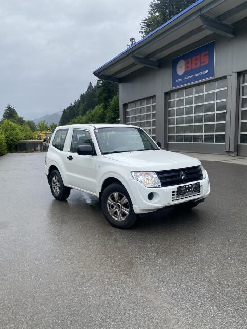 Mitsubishi Pajero MT DI-D 3,2