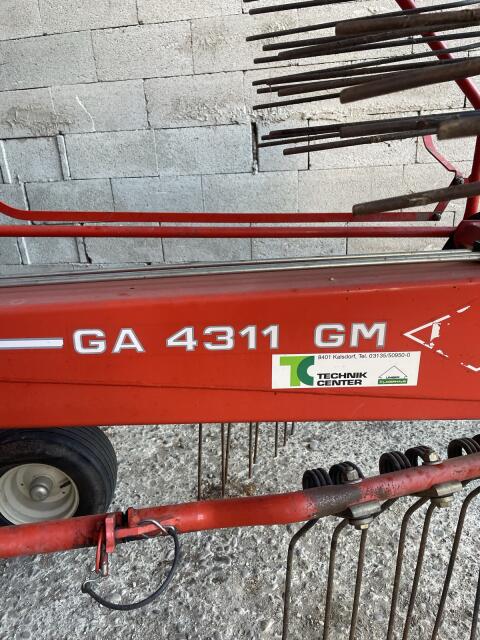 Kuhn GA 4311 GM Schwader
