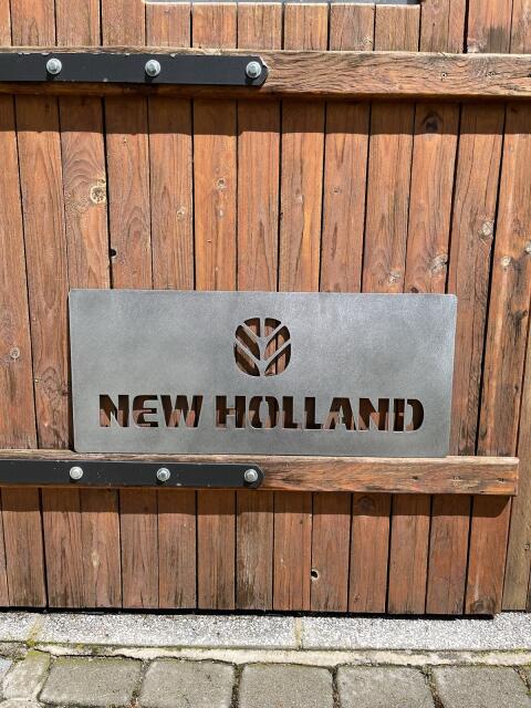 New Holland Logo