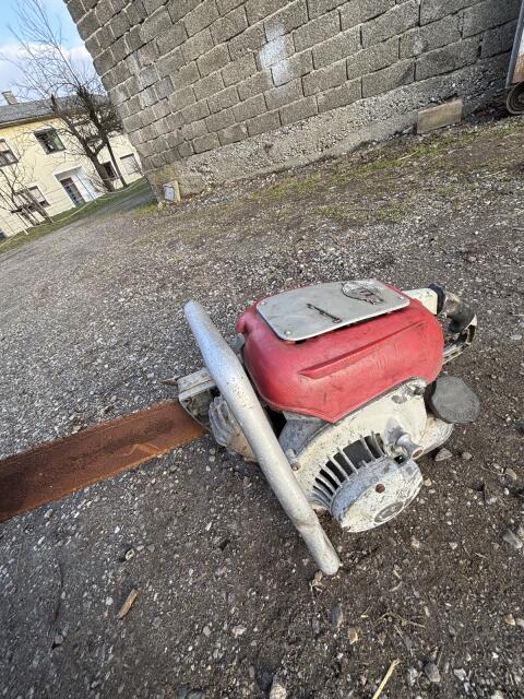 Stihl Contra (Contra)